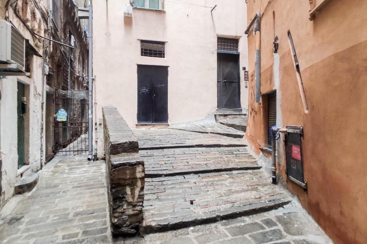 Central & Lovely Apartment In Genova - Netflix! Екстериор снимка